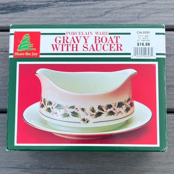 Vintage; Caldor; Porcelain Ware; Gravy Boat with Attached Saucer; In Box - Picture 6 of 7